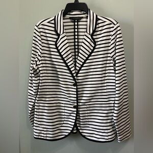 Investments Women’s Blazer Size 10